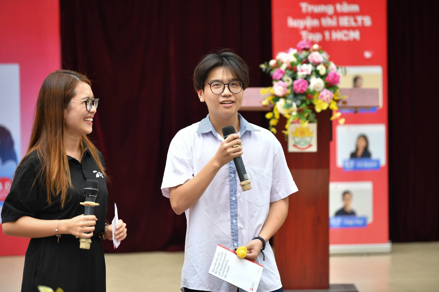 Gen Z hào hứng tìm hiểu phương pháp tiếng Anh Linearthinking 