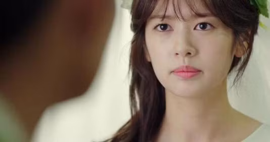 Gái ế thuê anh hàng xóm đi họp lớp cùng dịp lễ, không ngờ bị đòi trả công kiểu khó chịu, nhưng kết quả mới thật bất ngờ - Ảnh 1.