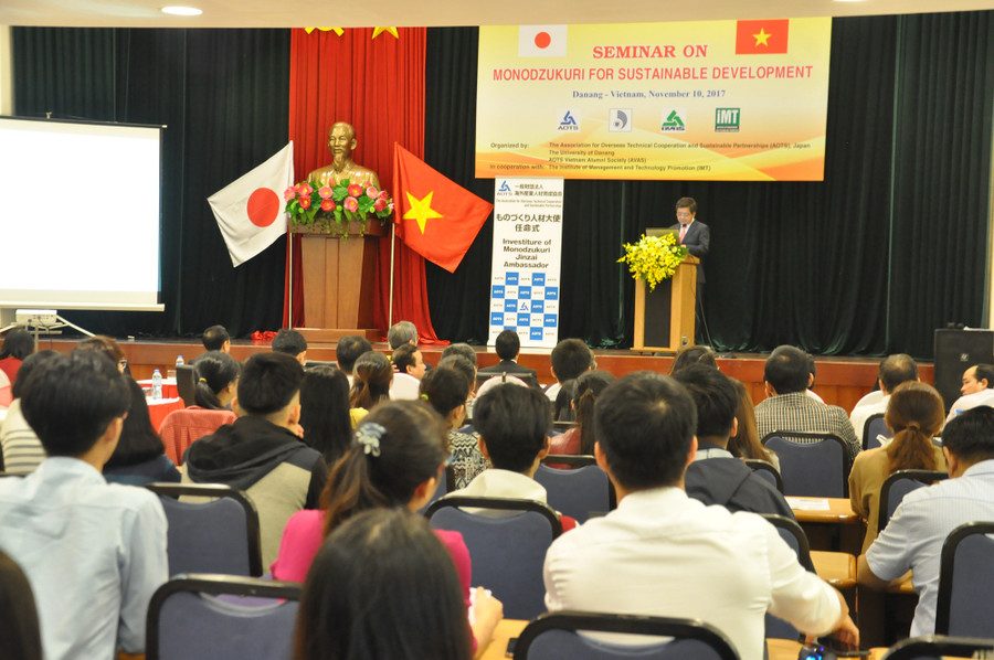 Hội thảo tập trung giới thiệu về giáo dục của Nhật Bản, kinh nghiệm học tập và làm việc tại Nhật Bản, phương thức quản lý sản xuất cho sự phát triển bền vững.