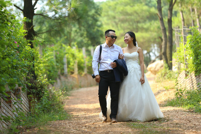 Cả Hà Nội mới có một gia đình “yêu tận tim”: Ông bà, thông gia cưới cùng cô dâu, chú rể vui như thế này! - Ảnh 14. Cả Hà Nội mới có một gia đình “yêu tận tim”: Ông bà, thông gia cưới cùng cô dâu, chú rể vui như thế này! - Ảnh 14.