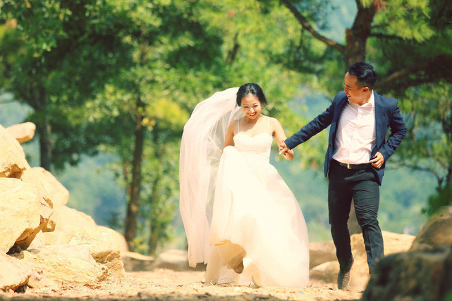 Cả Hà Nội mới có một gia đình “yêu tận tim”: Ông bà, thông gia cưới cùng cô dâu, chú rể vui như thế này! - Ảnh 13. Cả Hà Nội mới có một gia đình “yêu tận tim”: Ông bà, thông gia cưới cùng cô dâu, chú rể vui như thế này! - Ảnh 13.
