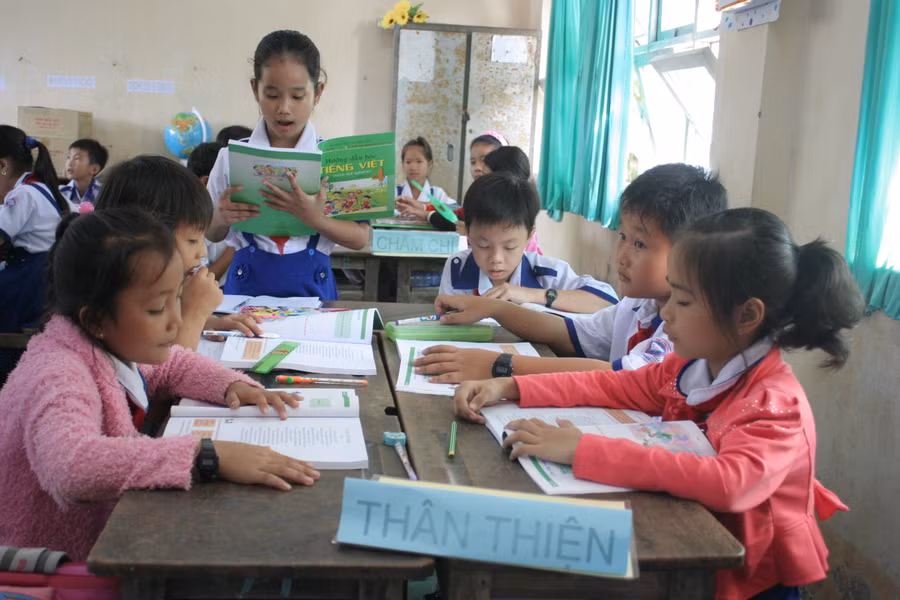 Năm học này, Bộ GD&ĐT áp dụng không cho điểm số cấp TH. Đây được xem như bước tiến tiếp theo, tạo điều kiện thuận lợi để mô hình Trường học mới phát triển và triển khai rộng khắp