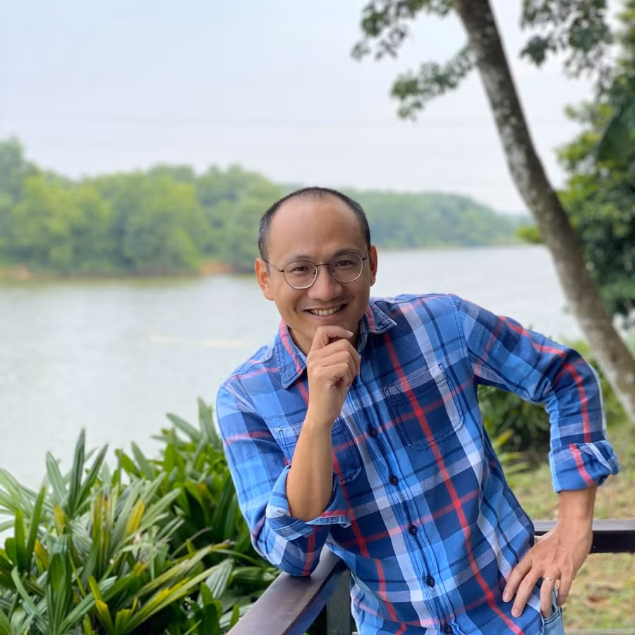 Tác giả Phan Đăng.