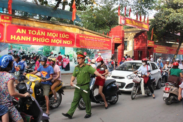 Tăng cường ứng trực, điều tiết giao thông, đảm bảo ATTTGT dịp lễ Quốc khánh 