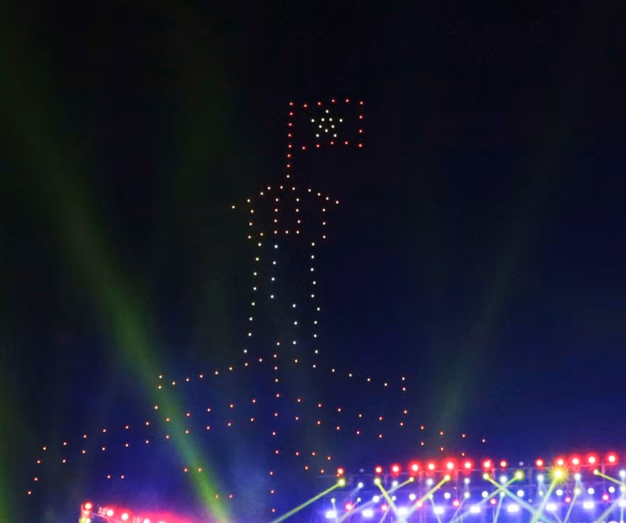 Nhiều hình ảnh biểu tượng sẽ được trình diễn bằng ánh sáng nghệ thuật Drone light.