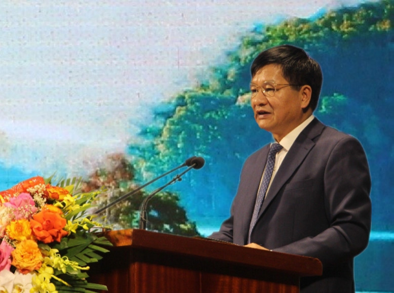 Ông Lê Thành Đô, Chủ tịch UBND tỉnh Điện Biên phát biểu tại hội thảo.