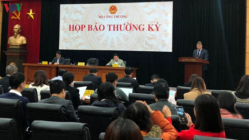 Họp báo thường kỳ tháng 11/2019 tại Bộ Công Thương.
