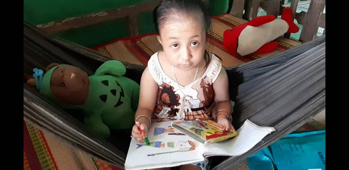 Cô bé tí hon ở Vĩnh Long giờ đã thành thiếu nữ… bé tí! - Ảnh 9. Cô bé tí hon ở Vĩnh Long giờ đã thành thiếu nữ… bé tí! - Ảnh 9.