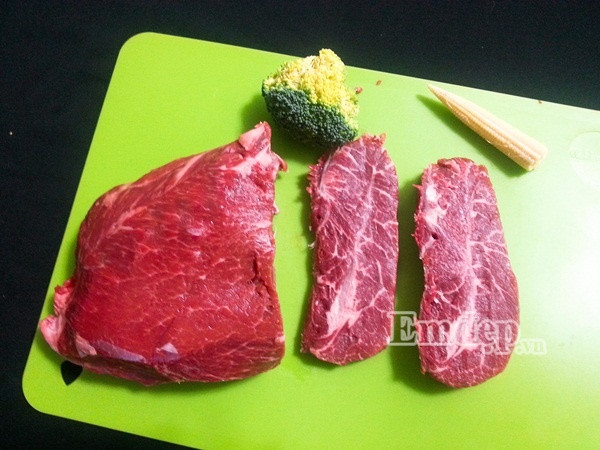 Lam bo bit tet tai nha ngon chang kem ngoai hang