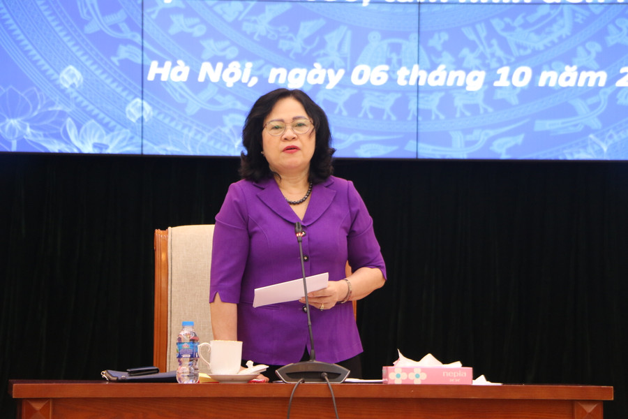 Thứ trưởng Ngô Thị Minh ghi nhận, đánh giá cao những góp ý từ các đại biểu. Thứ trưởng Ngô Thị Minh ghi nhận, đánh giá cao những góp ý từ các đại biểu.