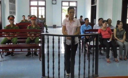 Chiếm hơn 250 triệu đồng "mua" 45 tháng tù
