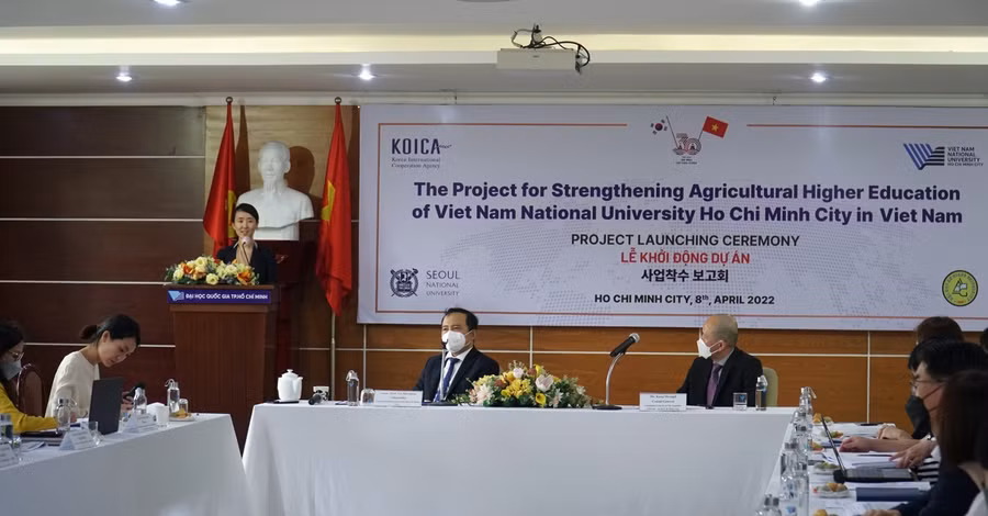 Quang cảnh lễ triển khai dự án “Tăng cường giáo dục đại học ngành nông nghiệp tại ĐHQG TP.HCM”