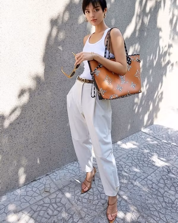 Học lỏm cách diện đồ trắng tinh tế mà không nhàm chán như sao Việt