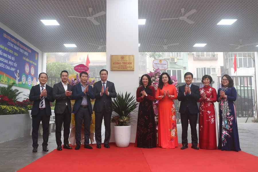 Đây là công trình chào mừng 94 năm ngày thành lập Đảng và chào đón xuân Giáp Thìn 2024. Đây là công trình chào mừng 94 năm ngày thành lập Đảng và chào đón xuân Giáp Thìn 2024.