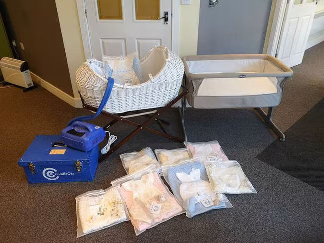 Con trai sơ sinh qua đời trong khi ngủ do đột tử, thế nhưng cặp vợ chồng vẫn cứ khăng khăng làm điều vừa đáng thương, vừa đáng sợ này trong 10 ngày - Ảnh 3. Con trai sơ sinh qua đời trong khi ngủ do đột tử, thế nhưng cặp vợ chồng vẫn cứ khăng khăng làm điều vừa đáng thương, vừa đáng sợ này trong 10 ngày - Ảnh 3.