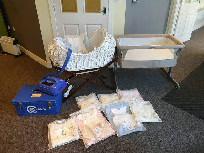 Con trai sơ sinh qua đời trong khi ngủ do đột tử, thế nhưng cặp vợ chồng vẫn cứ khăng khăng làm điều vừa đáng thương, vừa đáng sợ này trong 10 ngày - Ảnh 3. Con trai sơ sinh qua đời trong khi ngủ do đột tử, thế nhưng cặp vợ chồng vẫn cứ khăng khăng làm điều vừa đáng thương, vừa đáng sợ này trong 10 ngày - Ảnh 3.