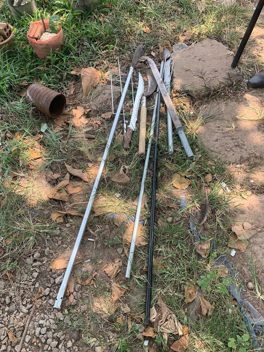 Tang vật công an thu giữ. Tang vật công an thu giữ.