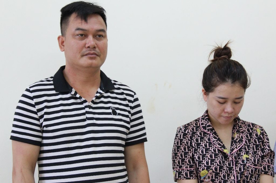 Hai đối tượng cầm đầu đường dây đánh bạc Trần Danh Dũng và Trần Thị Kim Anh. Ảnh: CANA. Hai đối tượng cầm đầu đường dây đánh bạc Trần Danh Dũng và Trần Thị Kim Anh. Ảnh: CANA.