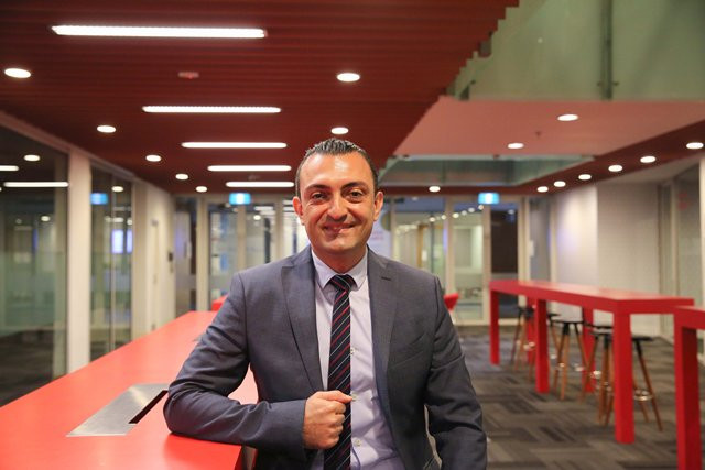 Tiến sĩ Reza Akbari- Giảng viên RMIT Việt Nam chủ nhiệm công trình nghiên cứu.