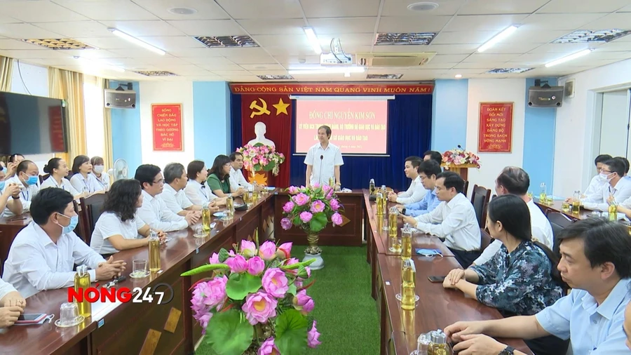 NÓNG 24/7: Chuẩn bị các điều kiện tốt nhất cho kỳ thi tốt nghiệp THPT 2021