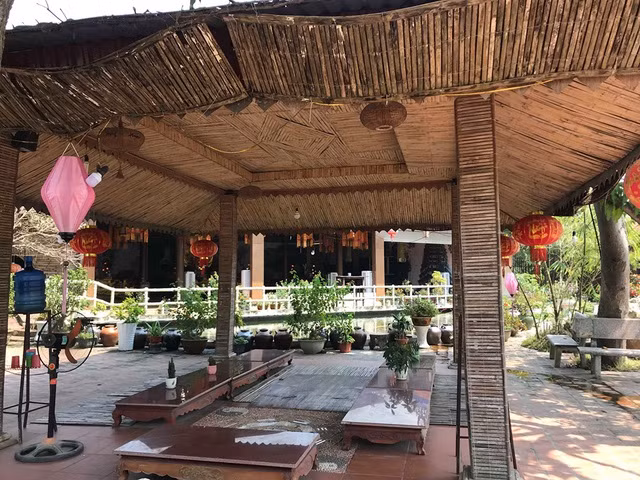 UBND xã không mời được sư thầy nghi gạ tình phóng viên đến họp - 11