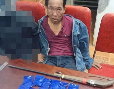 Lương Văn Xá và tang vật.