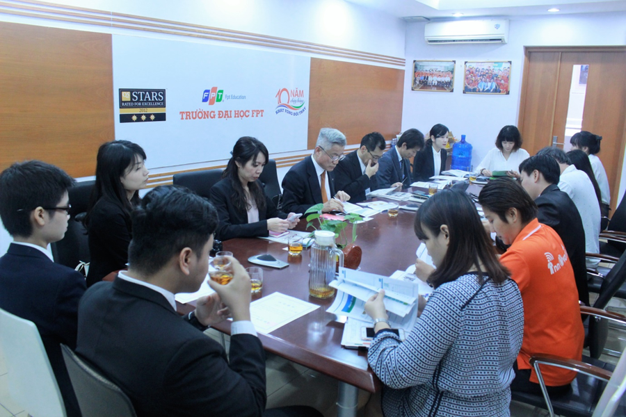 Buổi gặp gỡ giữa hai đơn vị đã mở ra nhiều cơ hội hợp tác trong đào tạo và cơ hội việc làm cho sinh viên Buổi gặp gỡ giữa hai đơn vị đã mở ra nhiều cơ hội hợp tác trong đào tạo và cơ hội việc làm cho sinh viên