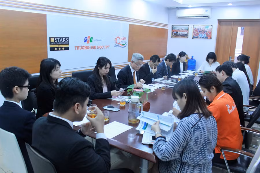 Buổi gặp gỡ giữa hai đơn vị đã mở ra nhiều cơ hội hợp tác trong đào tạo và cơ hội việc làm cho sinh viên