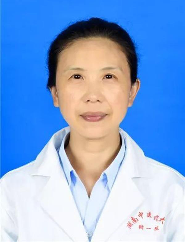 Bé gái 2 tuổi đã phát triển ngực vì bà thường xuyên cho uống loại nước không nên uống - 3