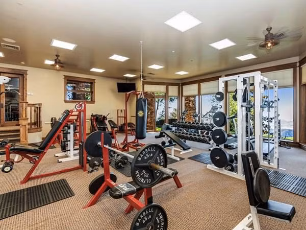 biet thu 603 ty cua "trieu phu trung so doc dac" co gi dac biet? - 11