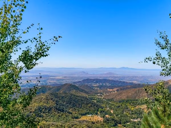 biet thu 603 ty cua "trieu phu trung so doc dac" co gi dac biet? - 4