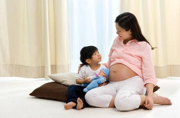 Vướng 1 trong 5 điều này, mẹ không nên vội sinh con thứ 2