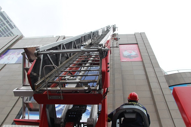 Hoạt động nhằm nâng cao nhận thức, trách nhiệm của các cấp, các ngành đối với công tác Phòng cháy chữa cháy và CNCH; năng lực chỉ huy điều hành và công tác phối hợp giữa lực lượng Công an với các lực lượng khác trong việc xử lý các tình huống cháy, nổ, tai nạn sự cố phức tạp…