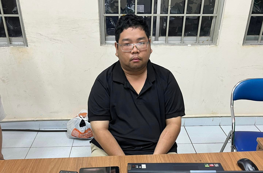 Ngô Quang Anh bị cảnh sát bắt giữ.