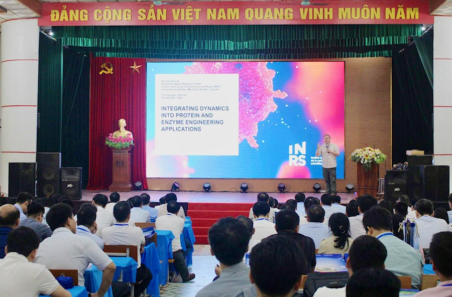 Hội thảo quốc gia về “Ứng dụng công nghệ cao vào thực tiễn" năm 2023.