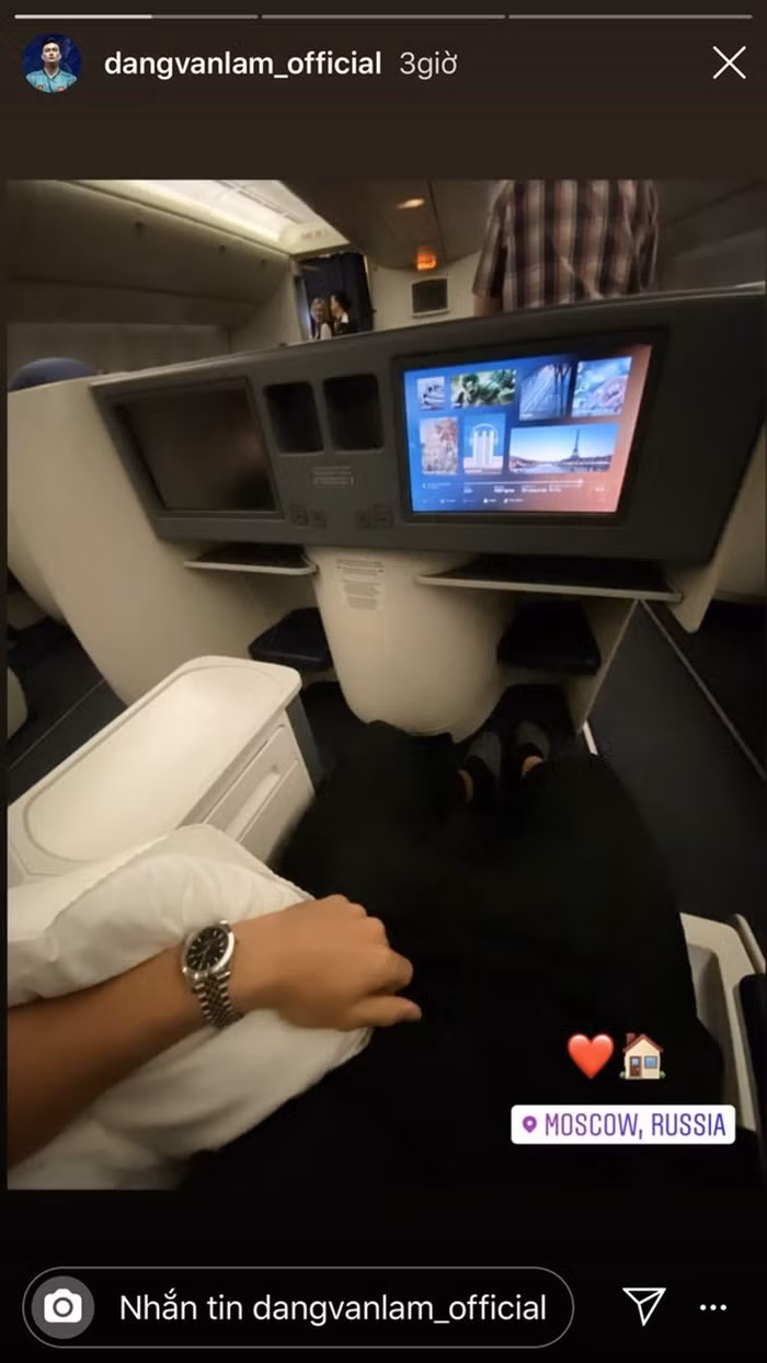 Đón con trở về, mẹ Đặng Văn Lâm đã có hành động đặc biệt khiến ai nấy đều tranh nhau trở thành con dâu ảnh 3