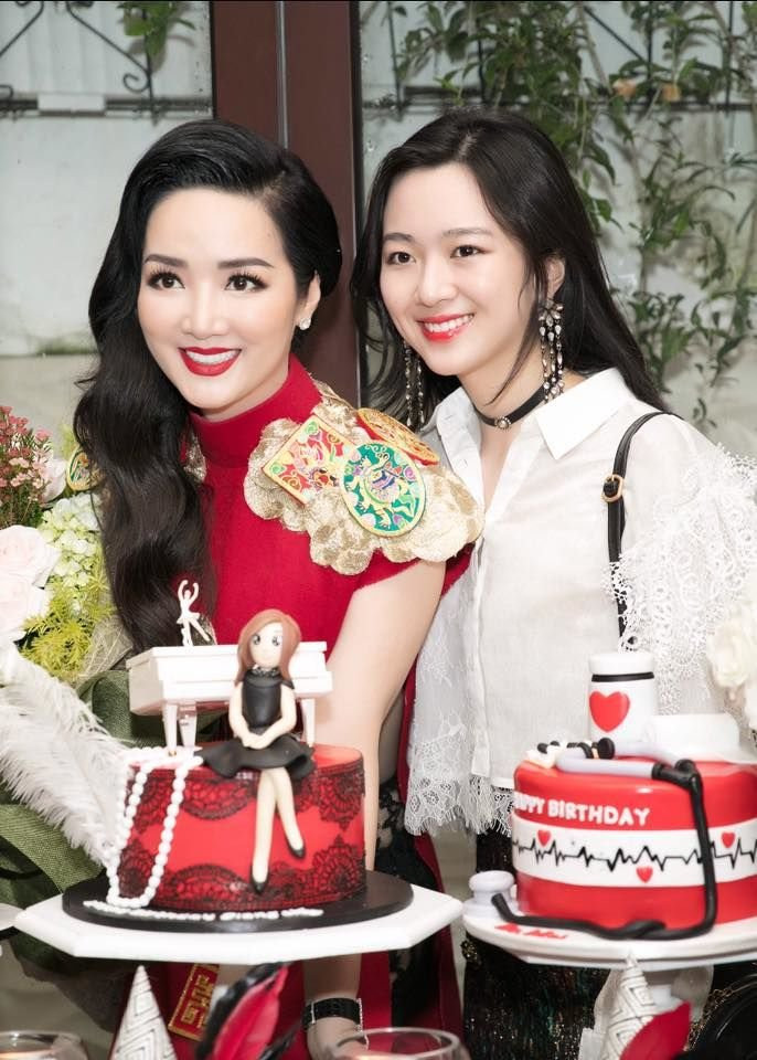 Con gái của Hoa hậu Đền Hùng Giáng My "gây thương nhớ" vì quá xinh đẹp ảnh 5 Con gái của Hoa hậu Đền Hùng Giáng My gây thương nhớ vì quá xinh đẹp ảnh 5