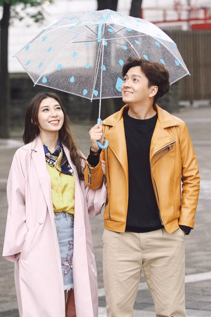 Giữa ồn ào sắp làm đám cưới, cùng nhìn lại mối tình sâu đậm nhất của Ngô Kiến Huy với Khổng Tú Quỳnh