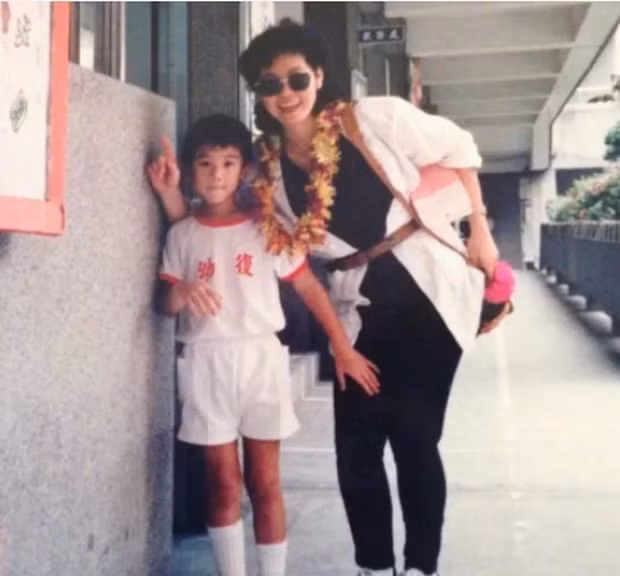 Hé lộ gia thế ít người biết của tài tử bạc mệnh Cao Dĩ Tường ảnh 3