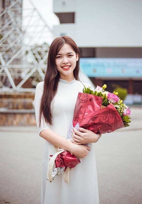 Ngẩn ngơ ngắm nhan sắc 5 cô giáo  Ngẩn ngơ ngắm nhan sắc 5 cô giáo