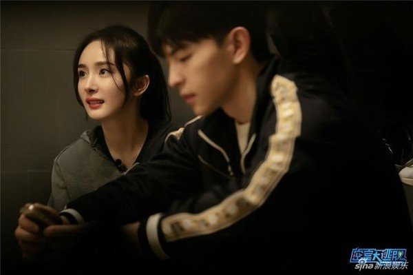 Đặng Luân chất vấn Dương Mịch: "Giữa em với Ngụy Đại Huân, chị thích ai hơn?" ảnh 6 Đặng Luân chất vấn Dương Mịch: Giữa em với Nguỵ Đại Huân, chị thích ai hơn? ảnh 5