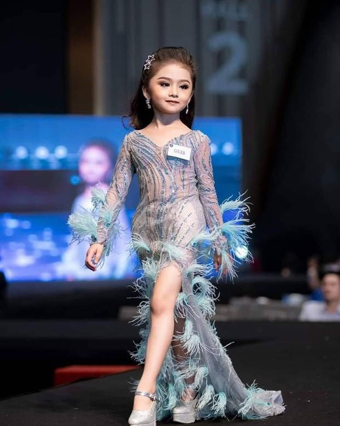 Nhan sắc cực xinh của cô bé 6 tuổi đăng quang Hoa hậu nhí Thái Lan 2019 ảnh 2 Nhan sắc cực xinh của cô bé 6 tuổi đăng quang Hoa hậu nhí Thái Lan 2019 ảnh 2