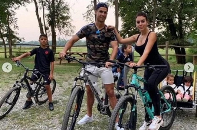 Cristiano Ronaldo và Georgina Rodríguez.