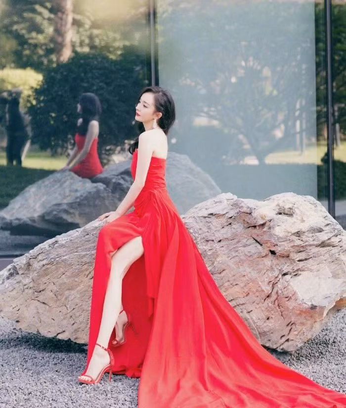 Đặng Luân chất vấn Dương Mịch: Giữa em với Nguỵ Đại Huân, chị thích ai hơn? ảnh 1