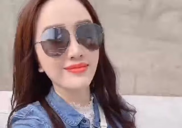 Bảo Thy đang tận hưởng tuần trăng mật ngọt ngào bên ông xã.