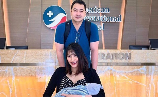 Lan Khuê đã sinh em bé và hạnh phúc bên chồng.