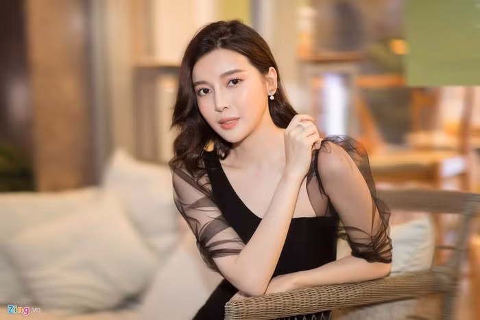 Cao Thái Hà tự tin khi diễn xuất ngày càng tiến bộ.