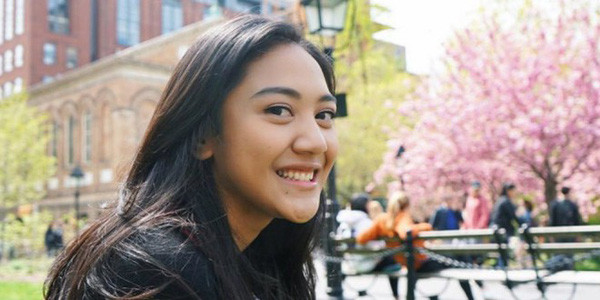 Đây chính là cô gái 23 tuổi trẻ đẹp, gia thế khủng vừa được Tổng thống Indonesia lựa chọn làm cố vấn - Ảnh 3. Đây chính là cô gái 23 tuổi trẻ đẹp, gia thế khủng vừa được Tổng thống Indonesia lựa chọn làm cố vấn - Ảnh 3.