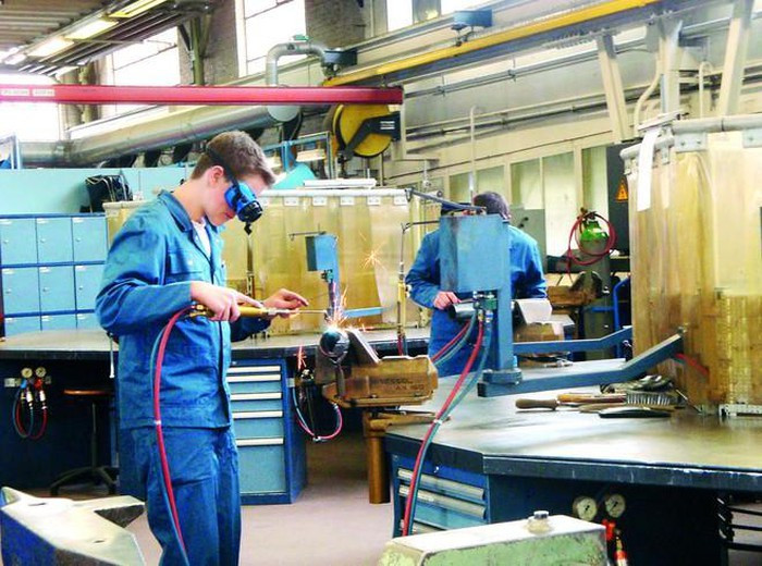 Sinh viên học nghề ở Thụy Sĩ nhận lương 1.200 USD khi chưa tốt nghiệp ảnh 2 Sinh viên học nghề ở Thụy Sĩ nhận lương 1.200 USD khi chưa tốt nghiệp ảnh 2