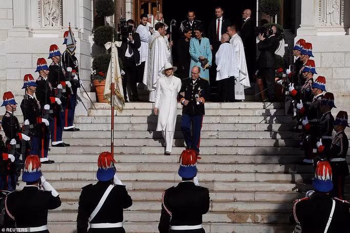 Nàng dâu gốc Việt nổi bật trong sự kiện Hoàng gia Monaco - Ảnh 5.